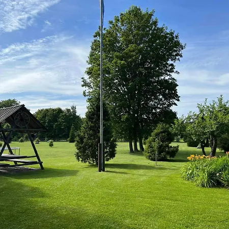 Puhkemaja 1 *